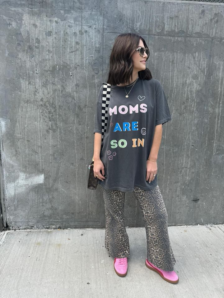 MOM TEES